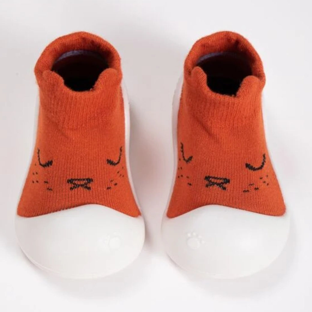 Sleeping Cat Comfortable Anti-Skid Slip-On Rubber Sole Shoes