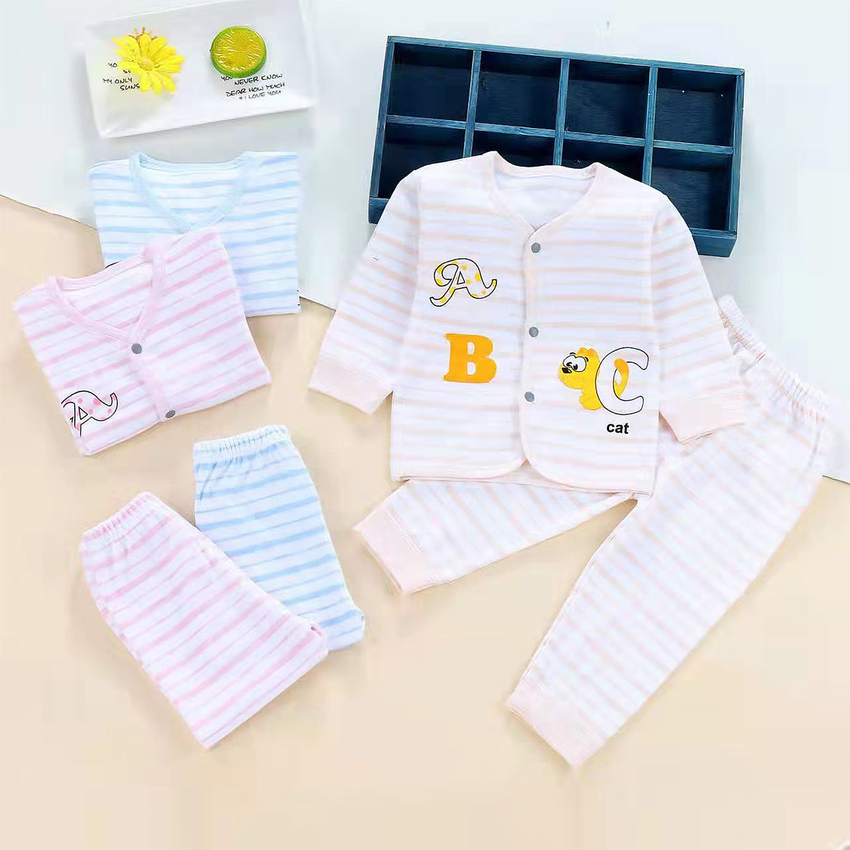 Kitten Full Sleeves Top And Pyjama Buttoned Cotton Night Suit